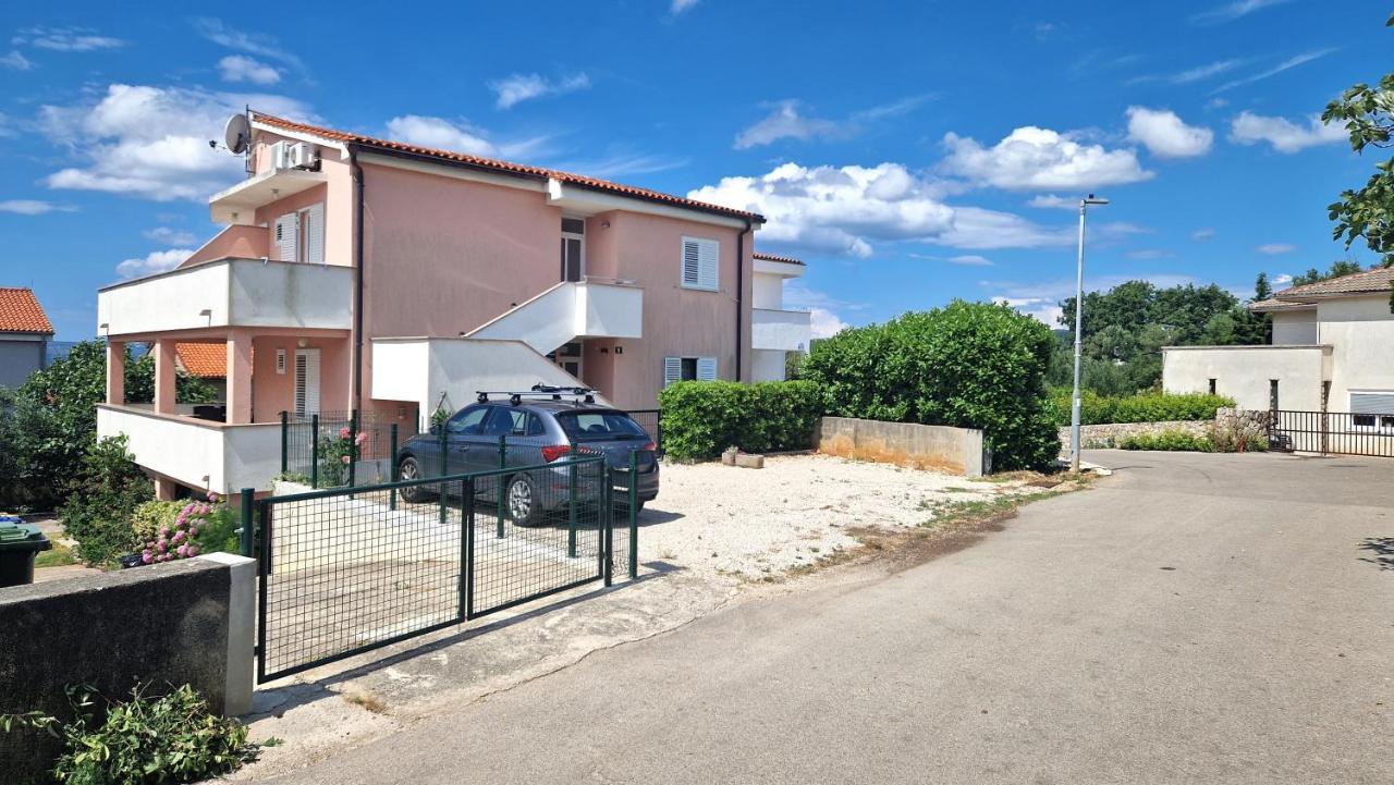 Apartments Murgic Krk Town Bagian luar foto