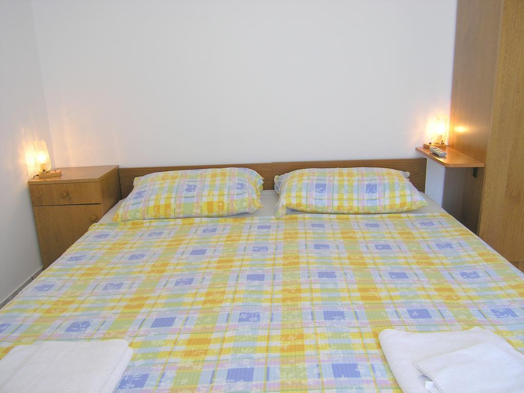 Apartments Murgic Krk Town Bagian luar foto