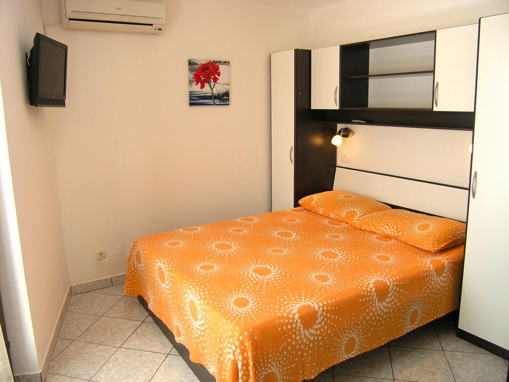 Apartments Murgic Krk Town Bagian luar foto
